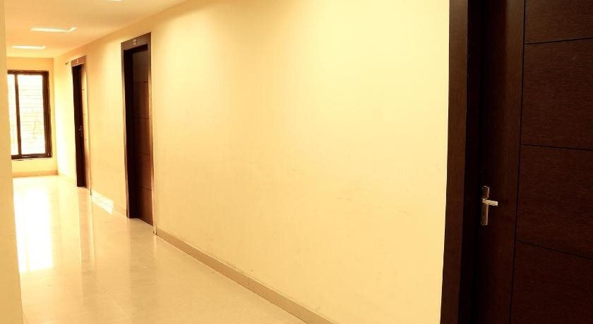 Колката: OYO Rooms Jatin Das Park Metro Station