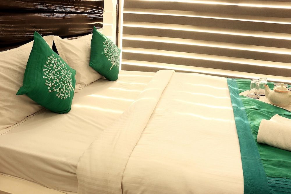 Колката: OYO 1483 Hotel Hiland Inn