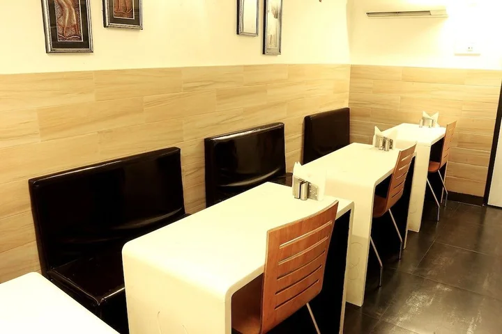 Колката: OYO 1483 Hotel Hiland Inn