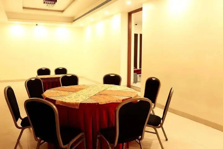 Колката: OYO 1346 Manthan Hotel