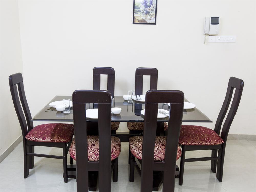 Мумбаи: OYO Rooms Military Road Marol 1