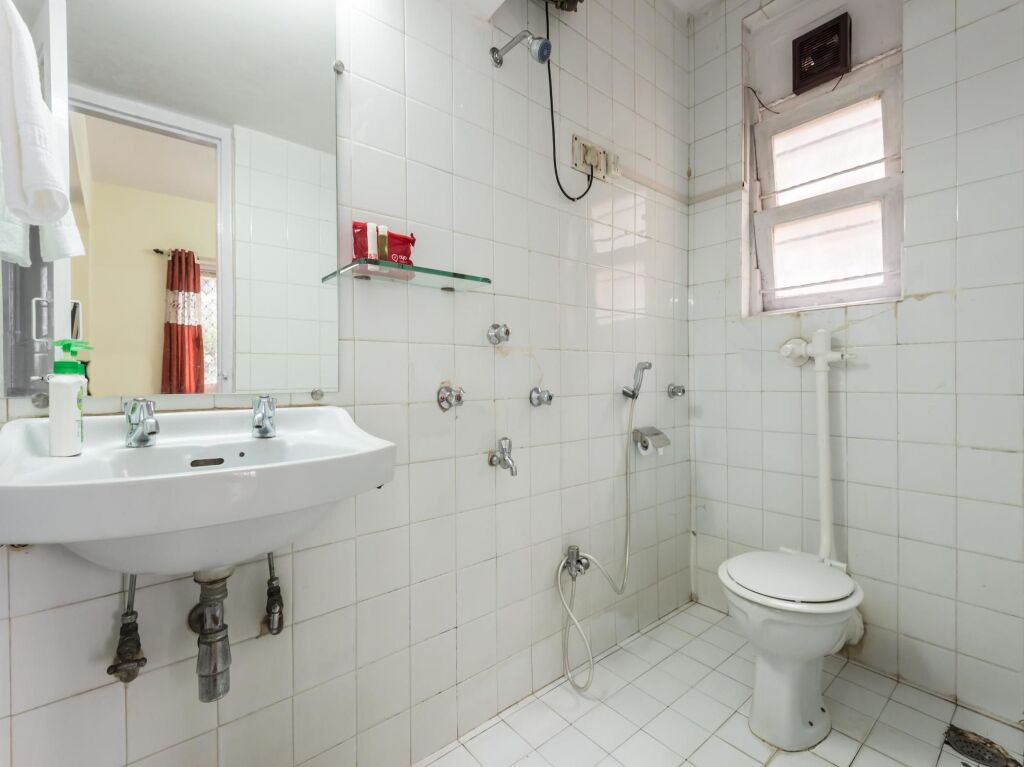Мумбаи: OYO Apartments Malad Raheja Complex Road