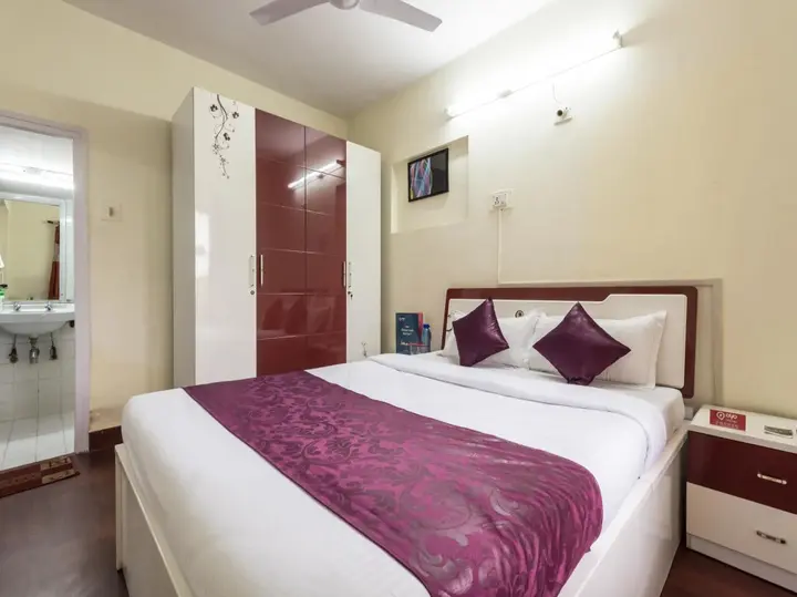 Мумбаи: OYO Apartments Malad Raheja Complex Road