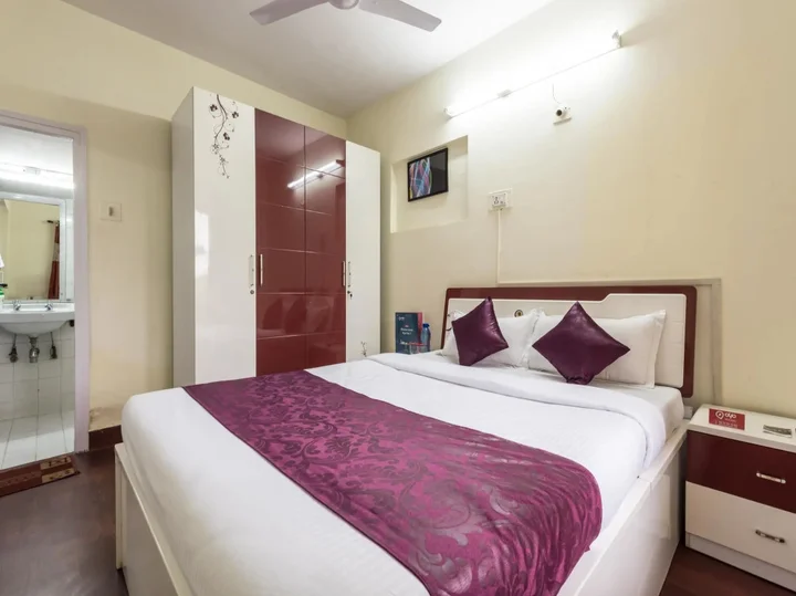 Мумбаи: OYO Apartments Malad Raheja Complex Road