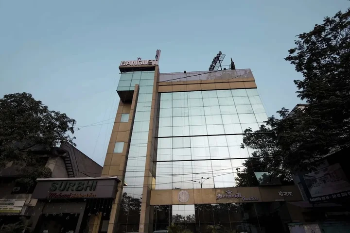 Нави-Мумбай: Hotel Monarch Guestline in MIDC Rabale, Navi Mumbai