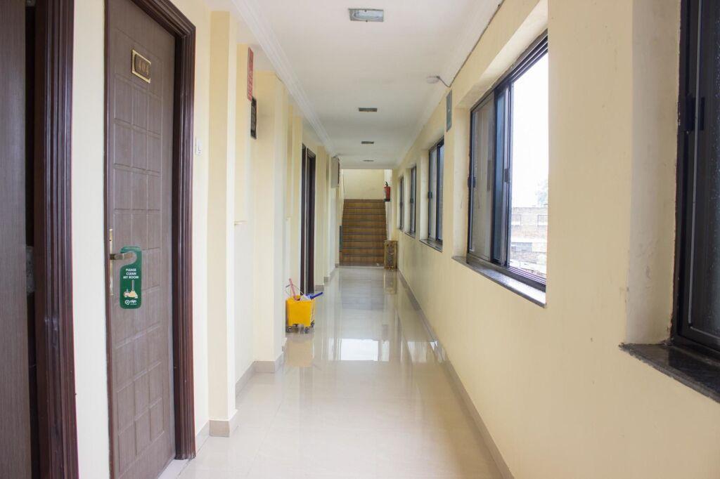 Нагпур: OYO Rooms Sadar Nagpur