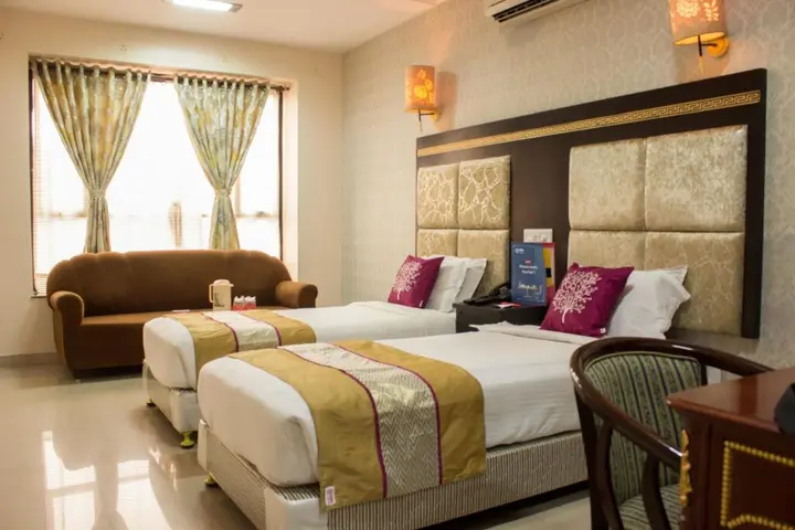 Нагпур: OYO Rooms Sadar Nagpur