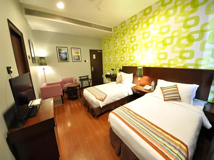 Нагпур: OYO Premium Nagpur Airport Road