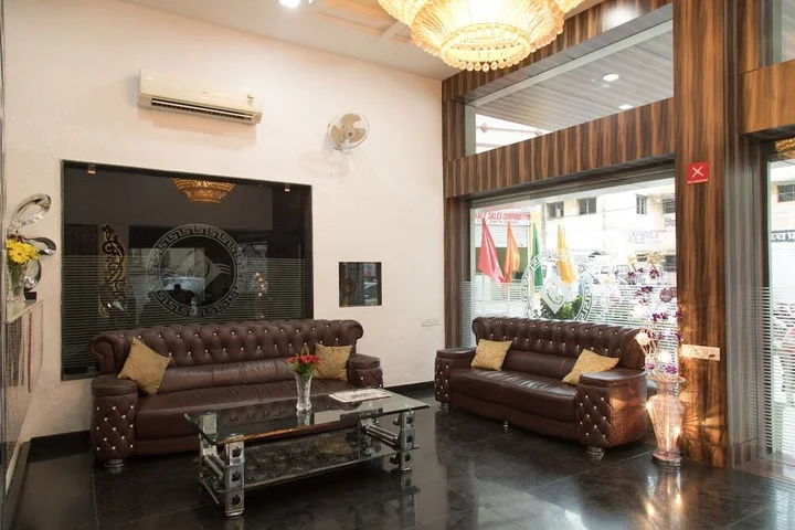 Нагпур: OYO Premium Nagpur C A Road