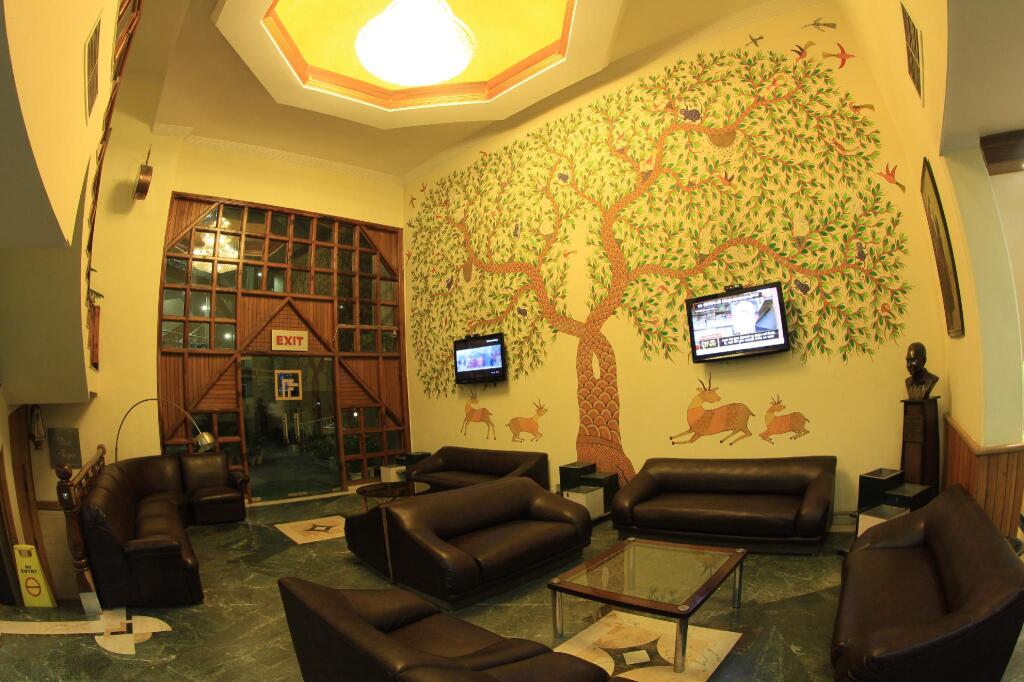 Манали: Hotel Piccadily Manali