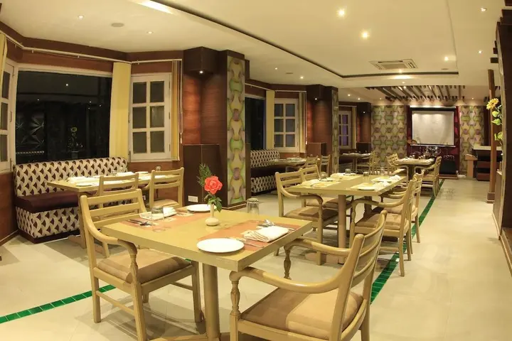 Манали: Hotel Piccadily Manali