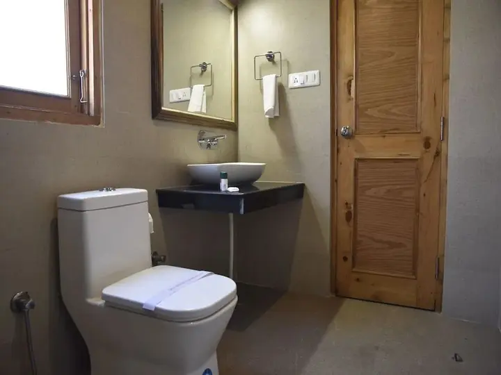 Манали: OYO Rooms Apple Orchards Gadherni