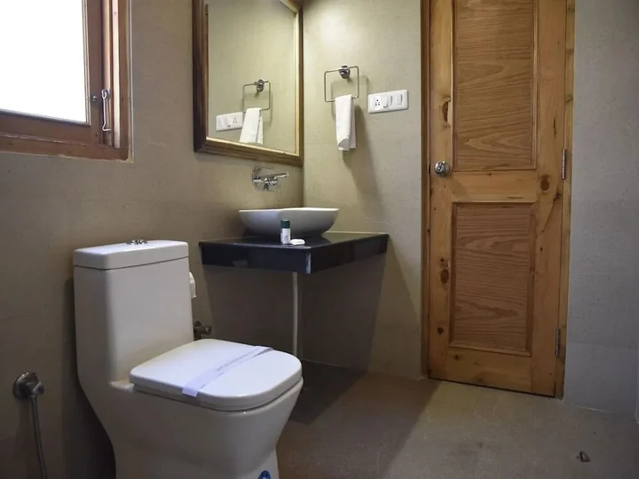 Манали: OYO Rooms Apple Orchards Gadherni
