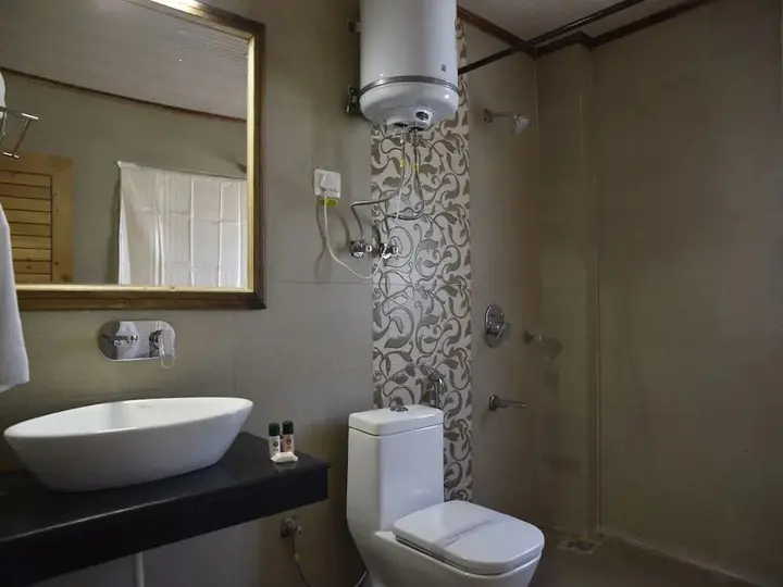 Манали: OYO Rooms Apple Orchards Gadherni
