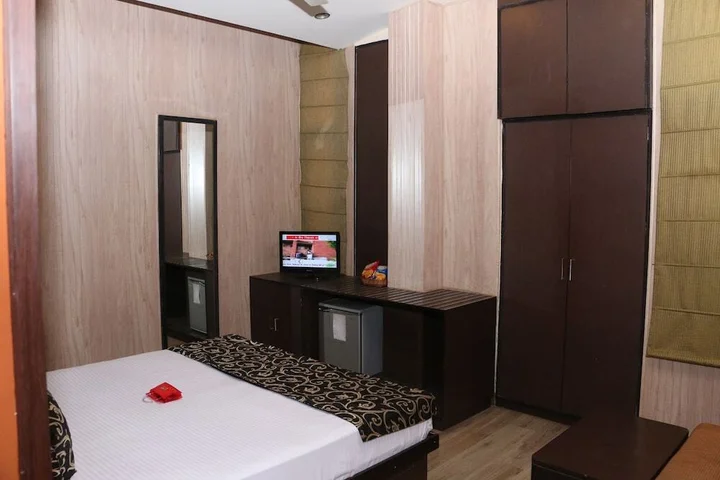 Лудхиана: OYO 1072 Hotel Leela Classic