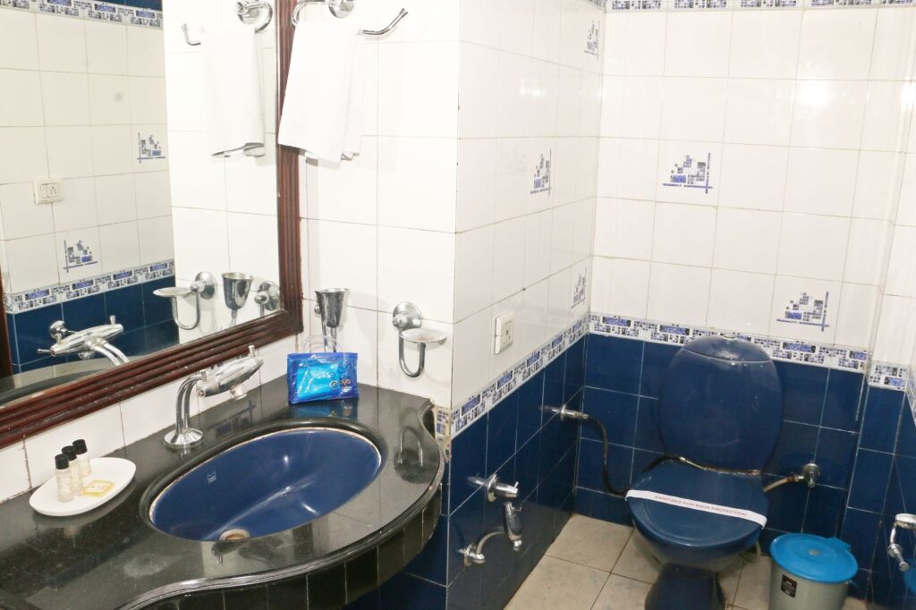 Лудхиана: OYO Premium Bhai Bala Chowk