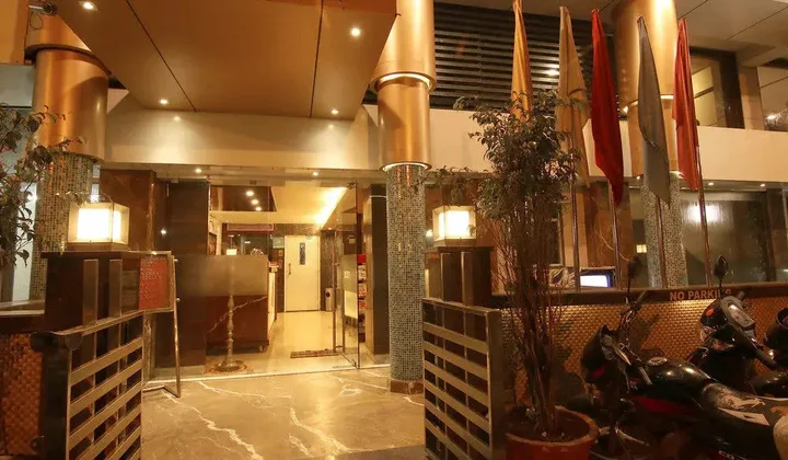 Панвель: OYO Premium Navi Mumbai Panvel Bus Stop