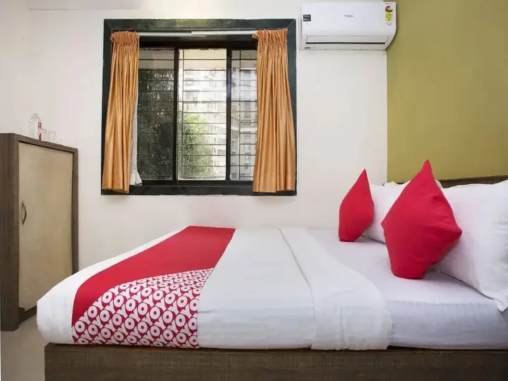Мумбаи: OYO 27994 Hotel Royal Comfort