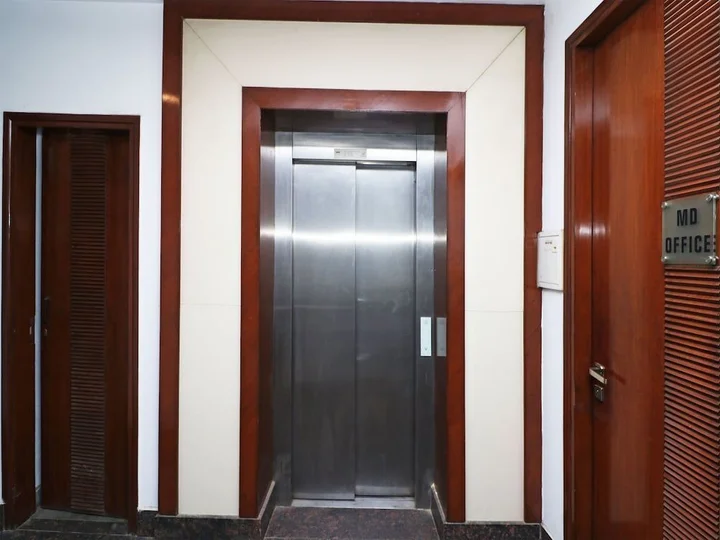 Фаридабад: OYO 1574 Hotel Abhinandan