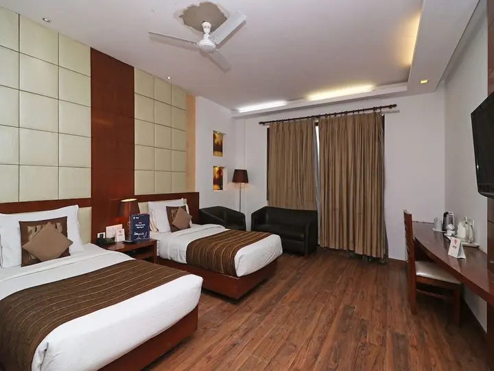 Фаридабад: OYO 1574 Hotel Abhinandan