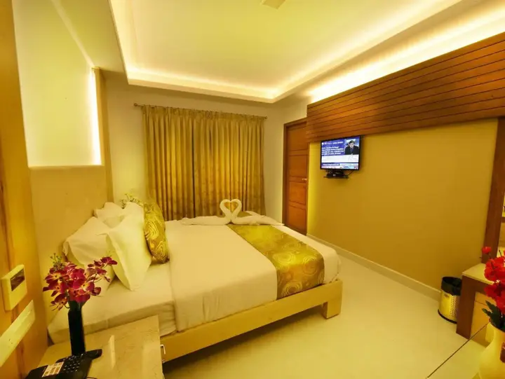 Соманур: Hotel Mahis Gateway