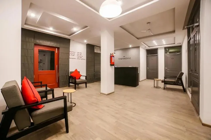 Гуруграм: OYO Rooms Cyber Hub 2