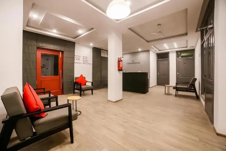 Гуруграм: OYO Rooms Cyber Hub 2