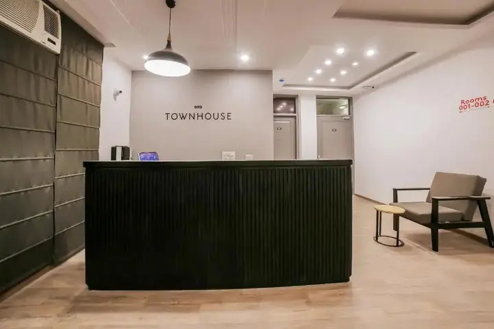 Гуруграм: OYO Rooms Cyber Hub 2