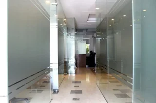 Гуруграм: OYO Premium Sikandarpur Metro 2