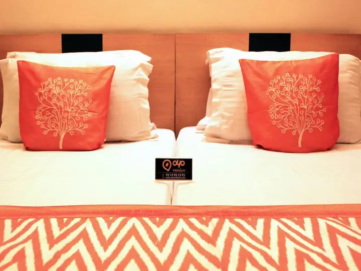 OYO Rooms Near Jalvayu Towers- Sector 56 — фото 4