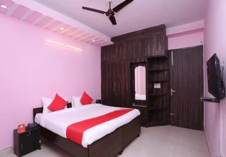 Газиабад: Hotel Palazzo Di Lara By OYO Rooms