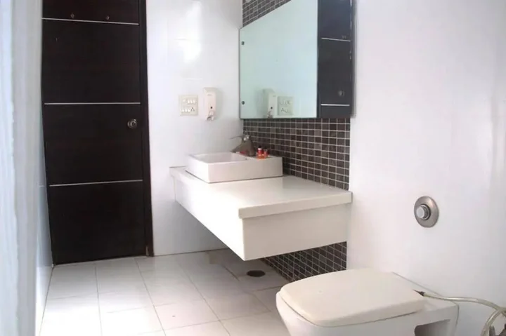 Газиабад: Capital O 1391 Hotel Pushpa Vilas