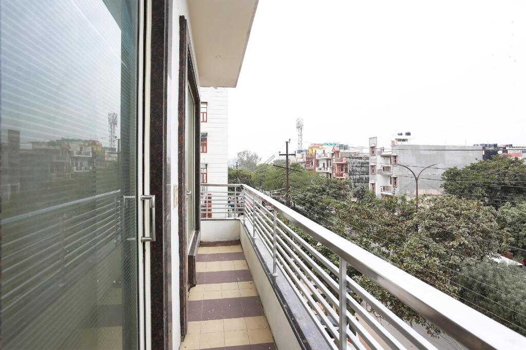 Газиабад: Capital O 1391 Hotel Pushpa Vilas