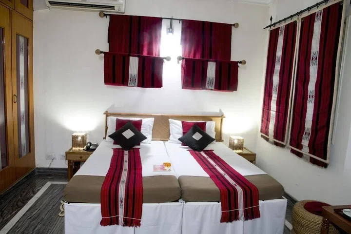 Гуруграм: OYO Premium Plaaza Tower