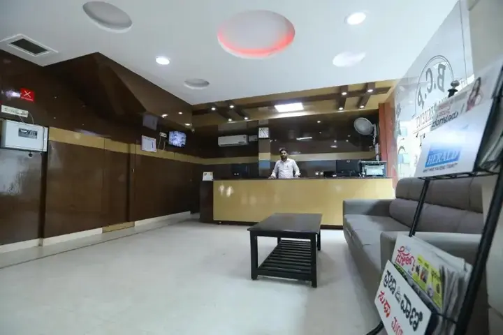 Бангалор: OYO 373 Hotel Grand Inn