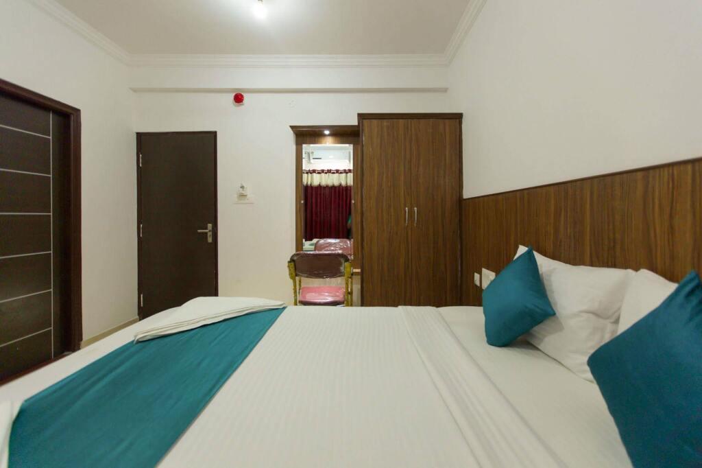 Бангалор: OYO 373 Hotel Grand Inn
