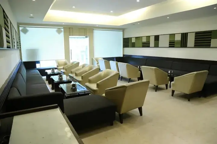 Панчкула: OYO 1832 Hotel Parbhat Inn