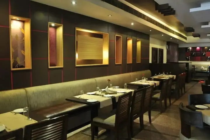 Панчкула: OYO 1832 Hotel Parbhat Inn