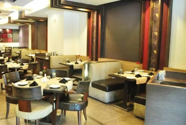 Панчкула: OYO 1832 Hotel Parbhat Inn