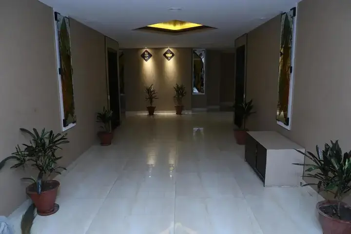 Панчкула: OYO 1832 Hotel Parbhat Inn