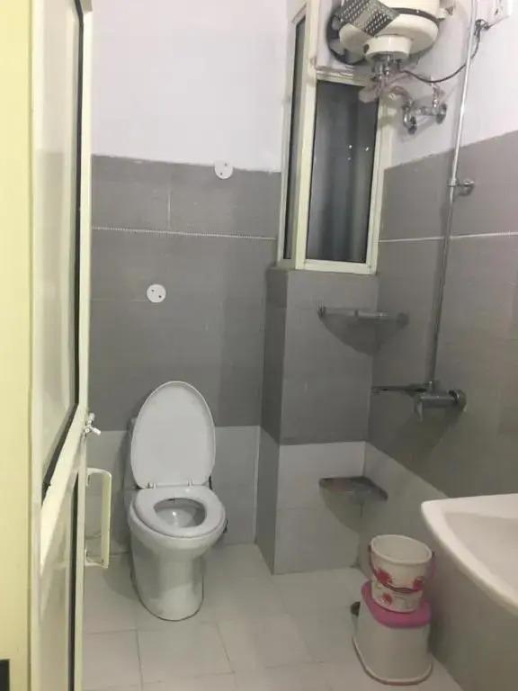 Чандигарх: OYO Rooms Sector 22 Mobile Market
