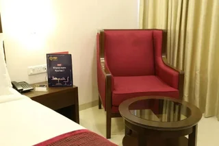 Мохали: OYO Premium IVY Hospital
