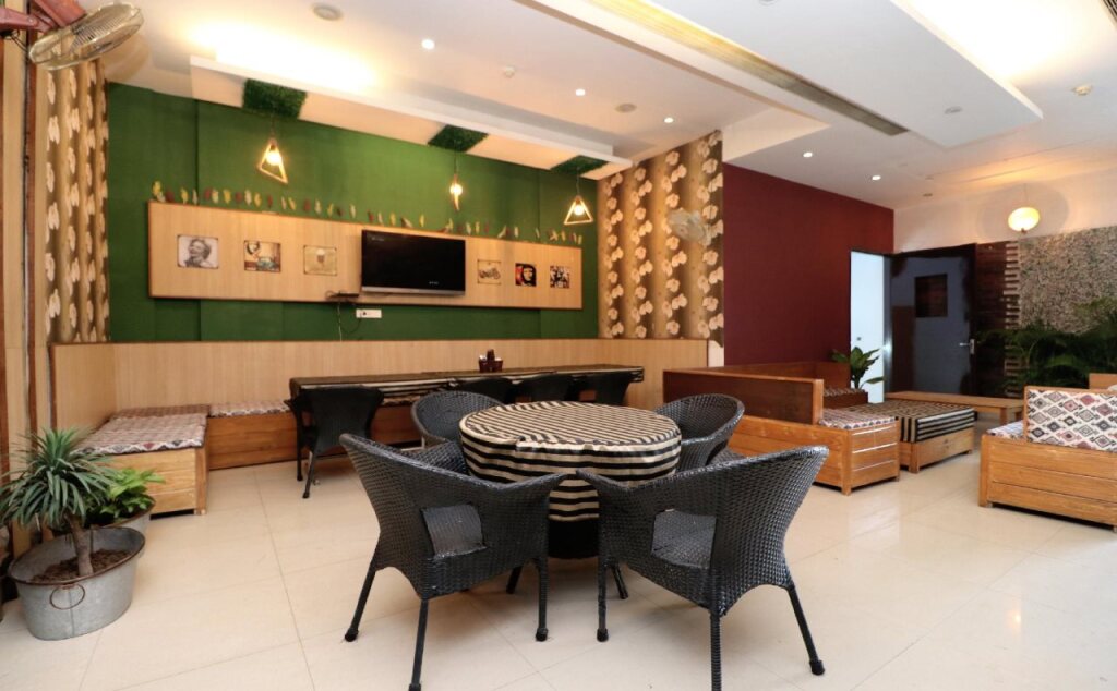 Панчкула: OYO Rooms Sector 11 Panchkula