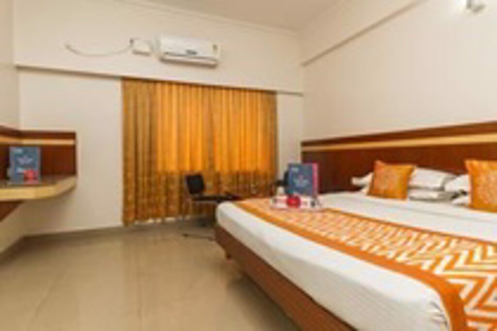 Бангалор: OYO Rooms Majestic Gandhinagar 3