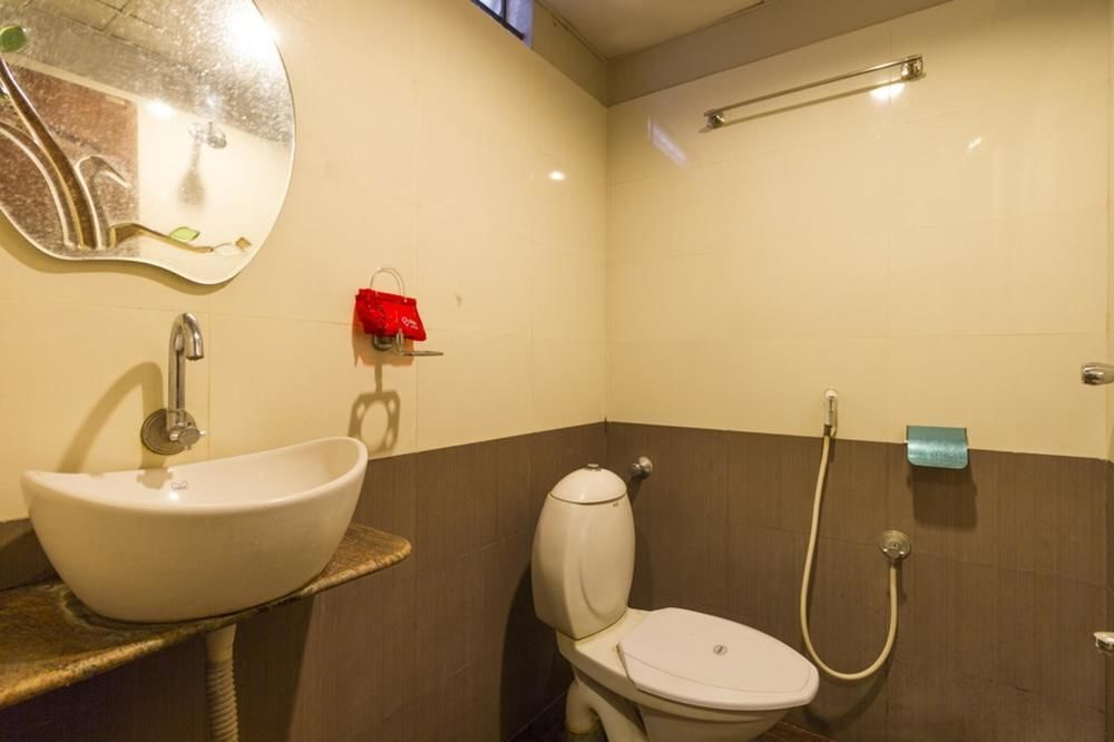 Бангалор: OYO 958 Hotel Greenwood Inn