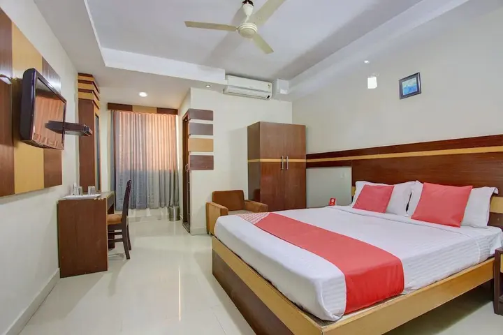 Бангалор: OYO 958 Hotel Greenwood Inn
