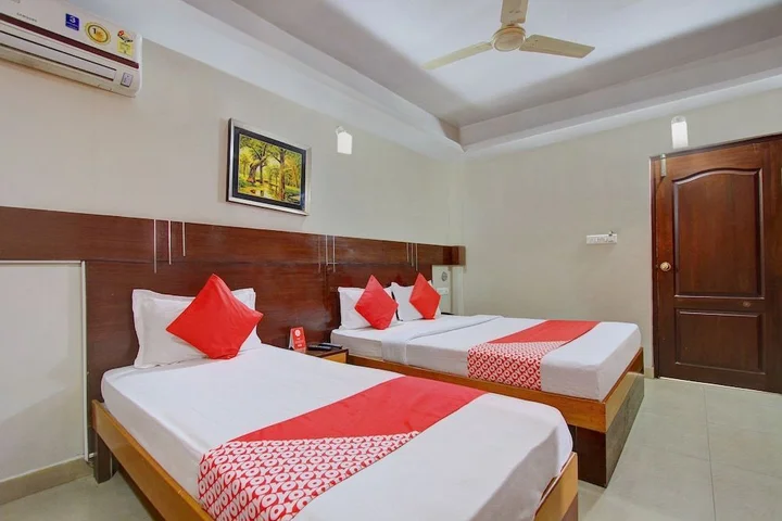 Бангалор: OYO 958 Hotel Greenwood Inn