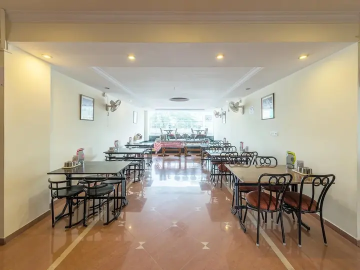 Бангалор: OYO 649 Hotel Ajantha Trinity Inn