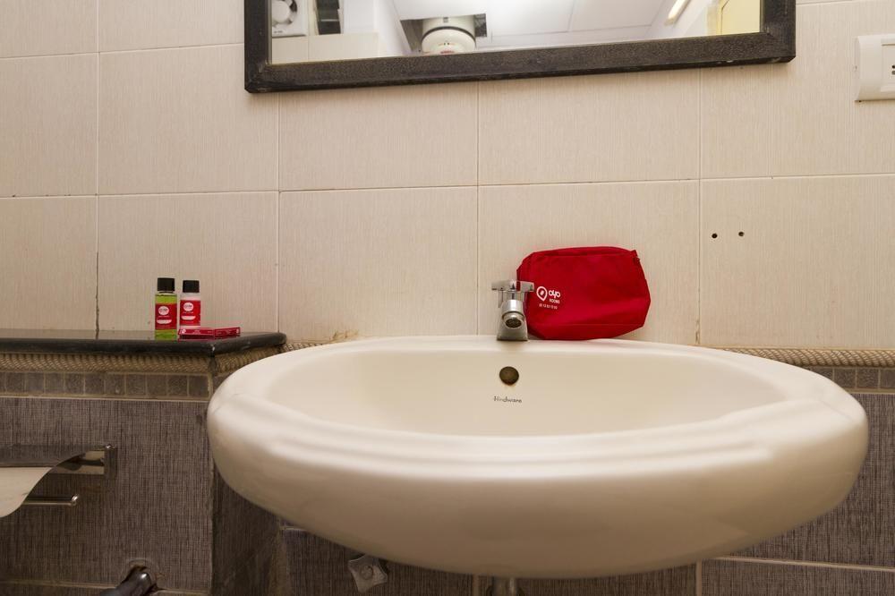 Бангалор: OYO 649 Hotel Ajantha Trinity Inn