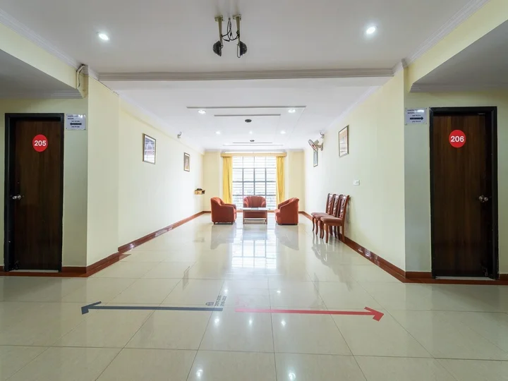 Бангалор: OYO 649 Hotel Ajantha Trinity Inn